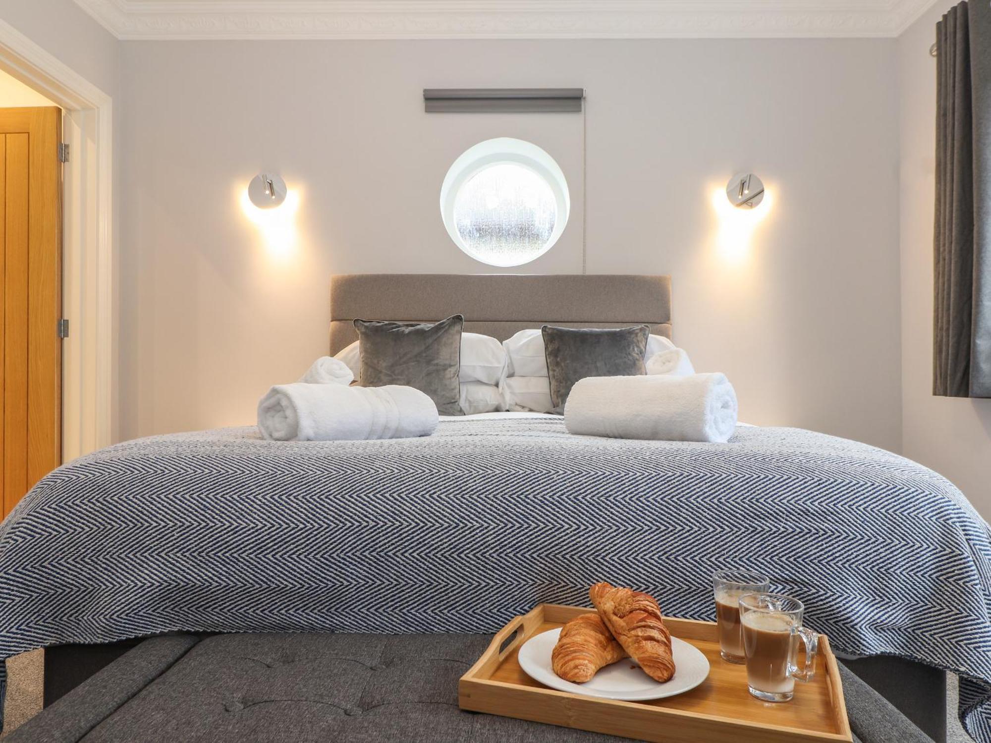 Swans Nest Apartment